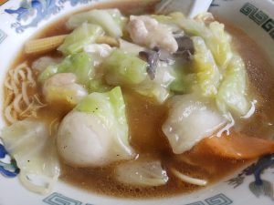 竜園のうまにソバ(八宝菜のあんかけラーメン)