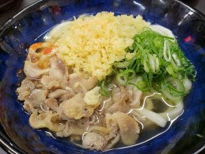 資さんうどん飯塚穂波店のかしわうどん