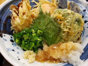 麺や長政の野菜ぶっかけうどん