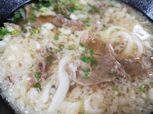 のぶで肉うどん🍜といなり寿司