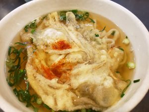 一休うどんで、ごぼ天うどん🍜