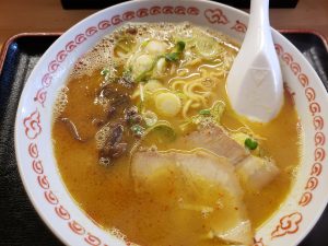 マッペでカレーラーメンとキムチ持ち帰り