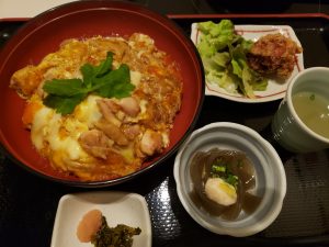 博多華味鳥の親子丼