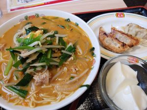 餃子の王将でニラ玉ラーメンAセット