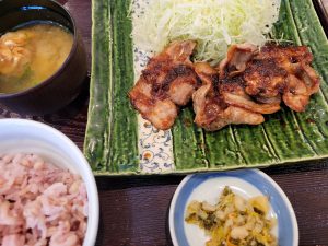 浜勝でしょうが焼膳
