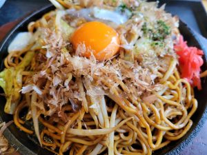 博多屋で鉄板焼きそば