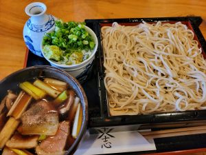 麺処やま志で鴨せいろ蕎麦、何年ぶりやろ