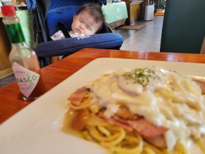 ブラッサムで孫の千叶ちゃんとランチ(ベーコンスパゲッティ)