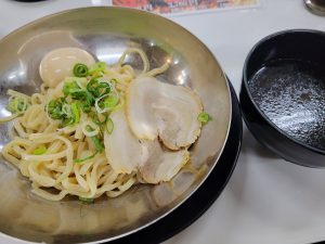 天風でつけ麺、平打ち麺だよ😃
